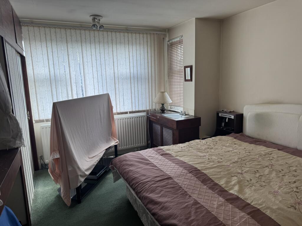 16 Windermere Avenue, Wembley, Middlesex - Image 3