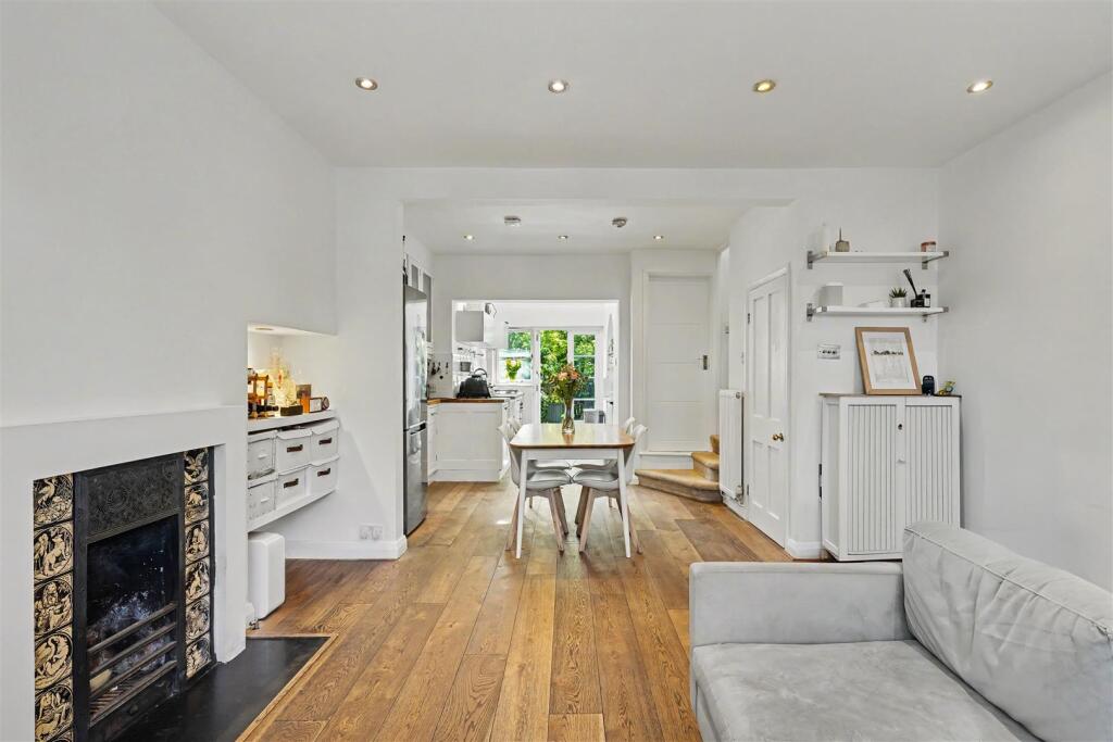 Creswick Walk, London, NW11 - Image 3