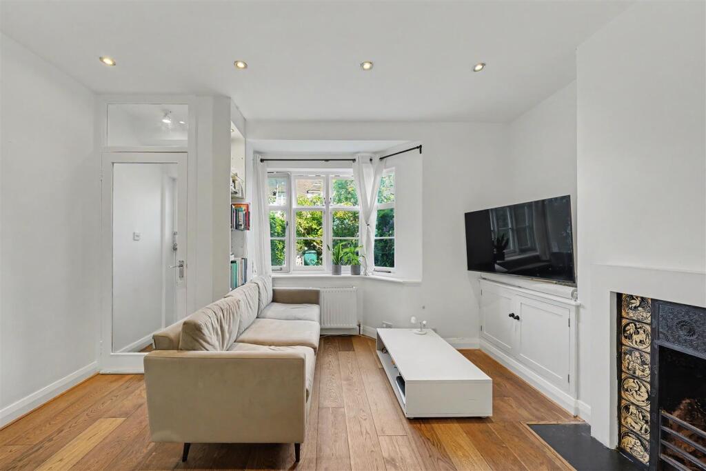 Creswick Walk, London, NW11 - Image 5