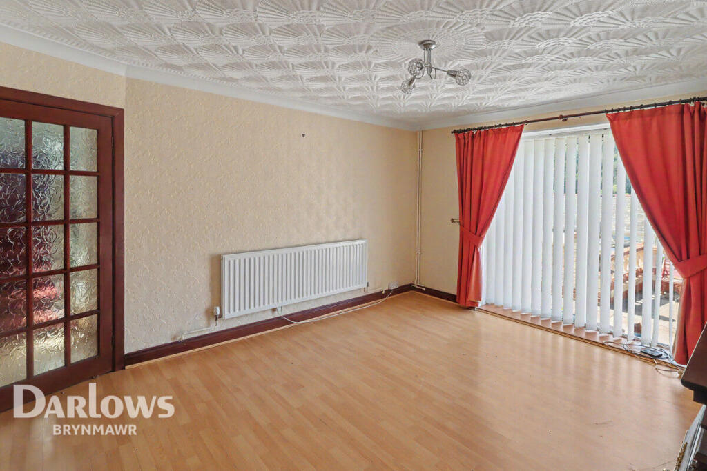 Rose Heyworth Road, Abertillery - Image 2