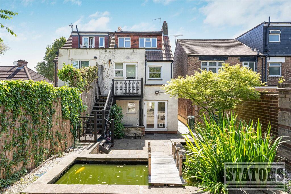 Hutton Grove, Woodside Park, London, N12 - Image 23