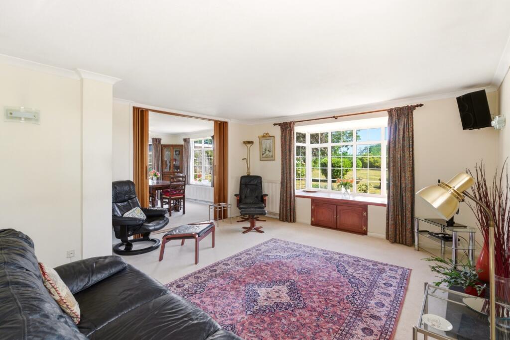 Holywell Road, Studham, Dunstable, Bedfordshire, LU6 - Image 2