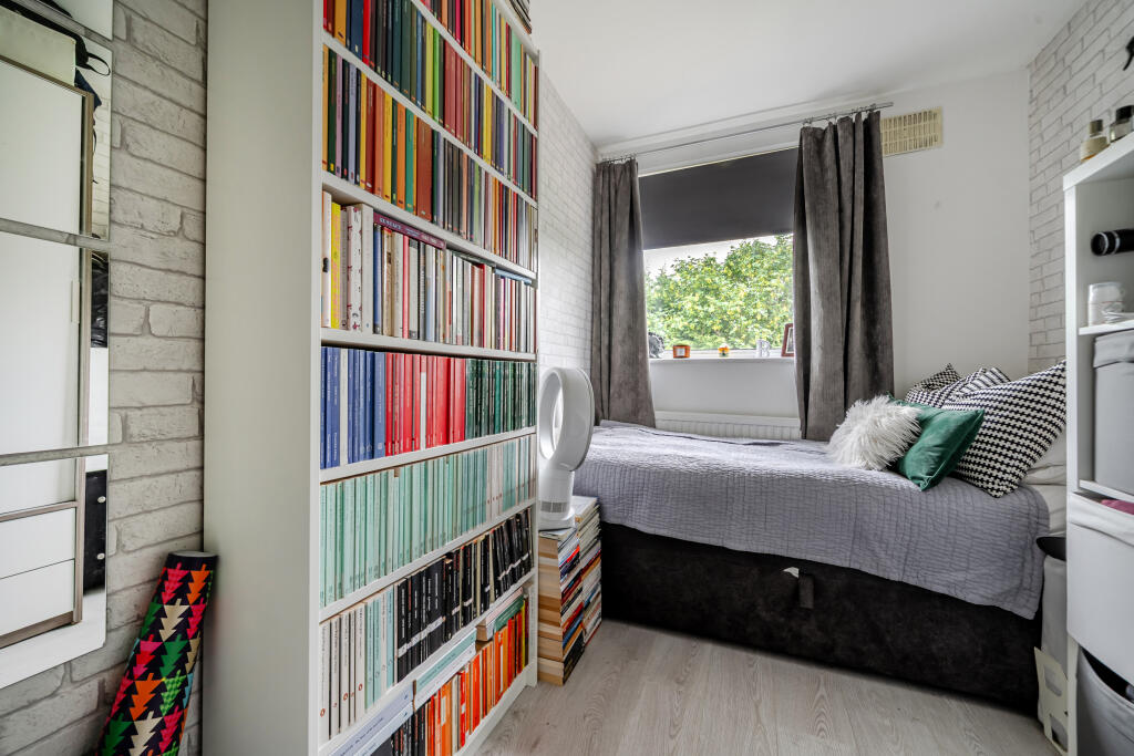 Ridgeview Road, Whetstone, N20 - Image 12