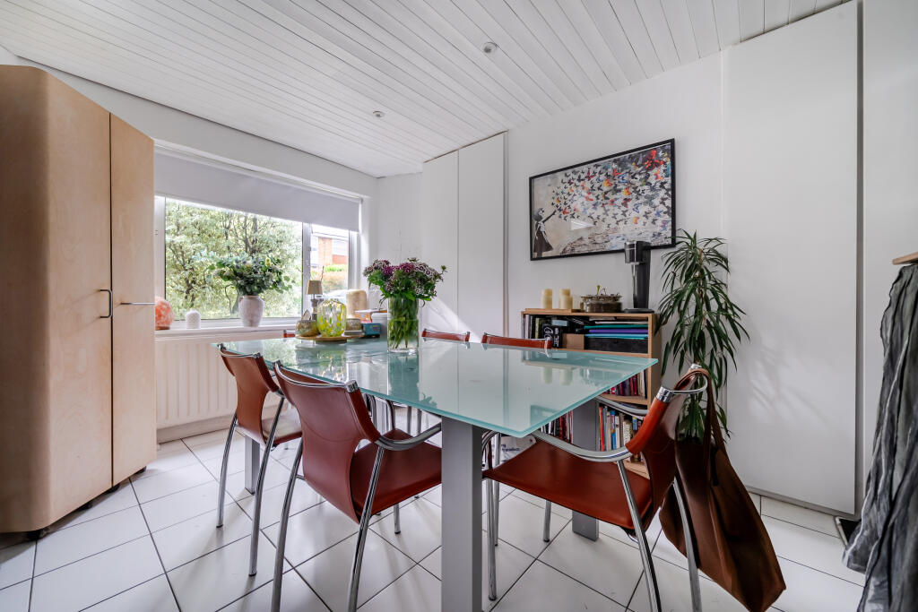 Ridgeview Road, Whetstone, N20 - Image 5