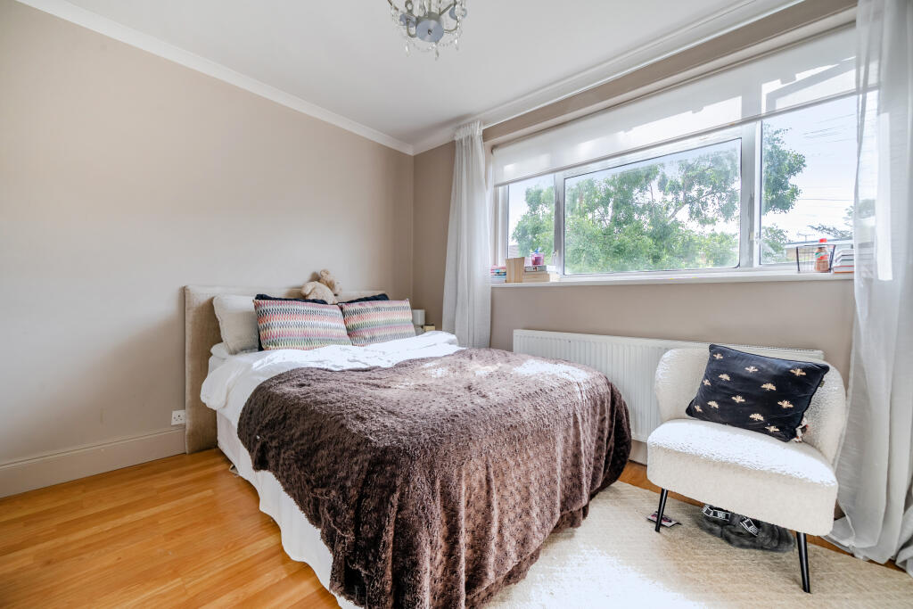 Ridgeview Road, Whetstone, N20 - Image 7