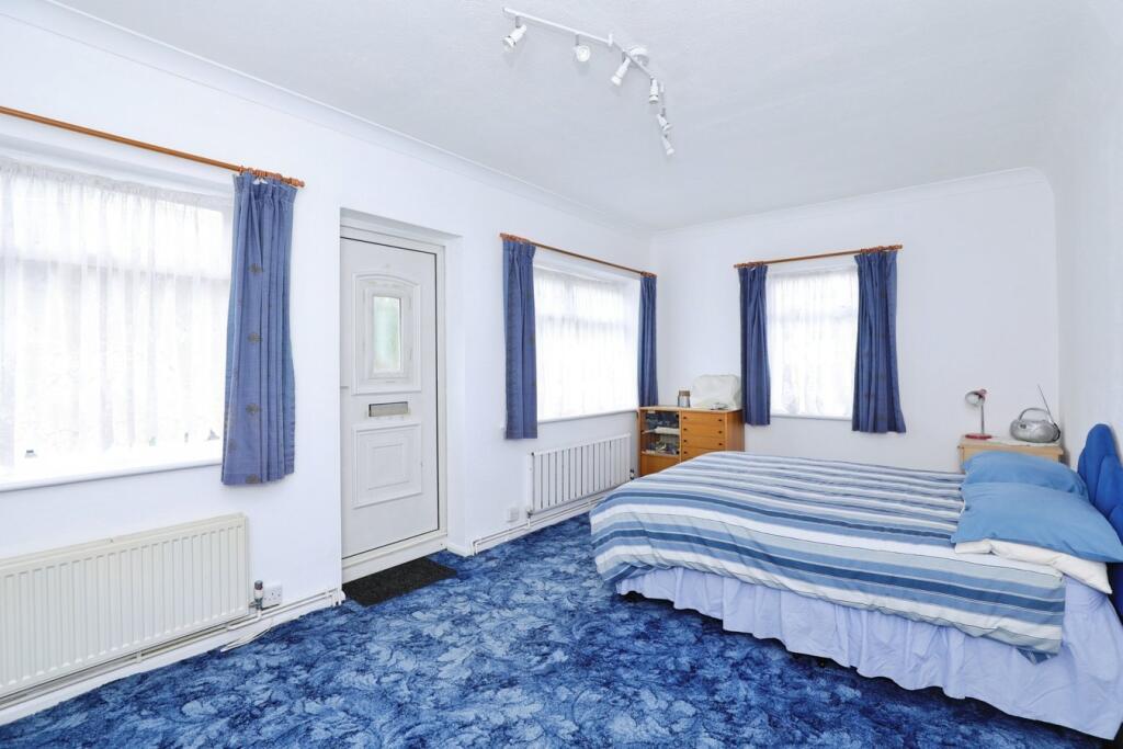 Lowfield Road, London, W3 - Image 12