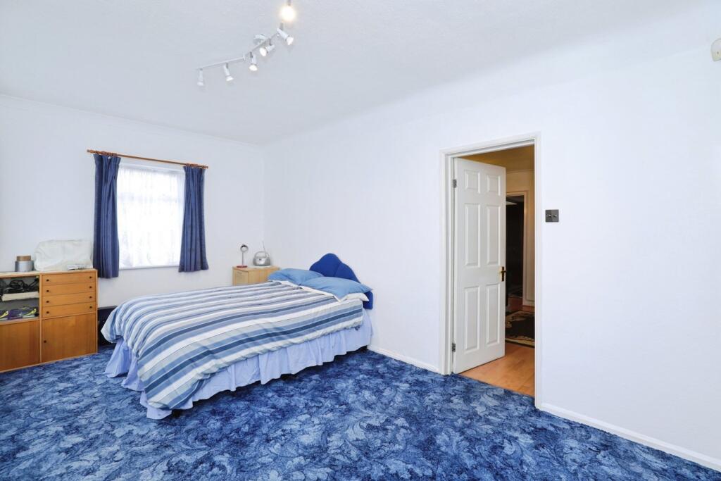 Lowfield Road, London, W3 - Image 13