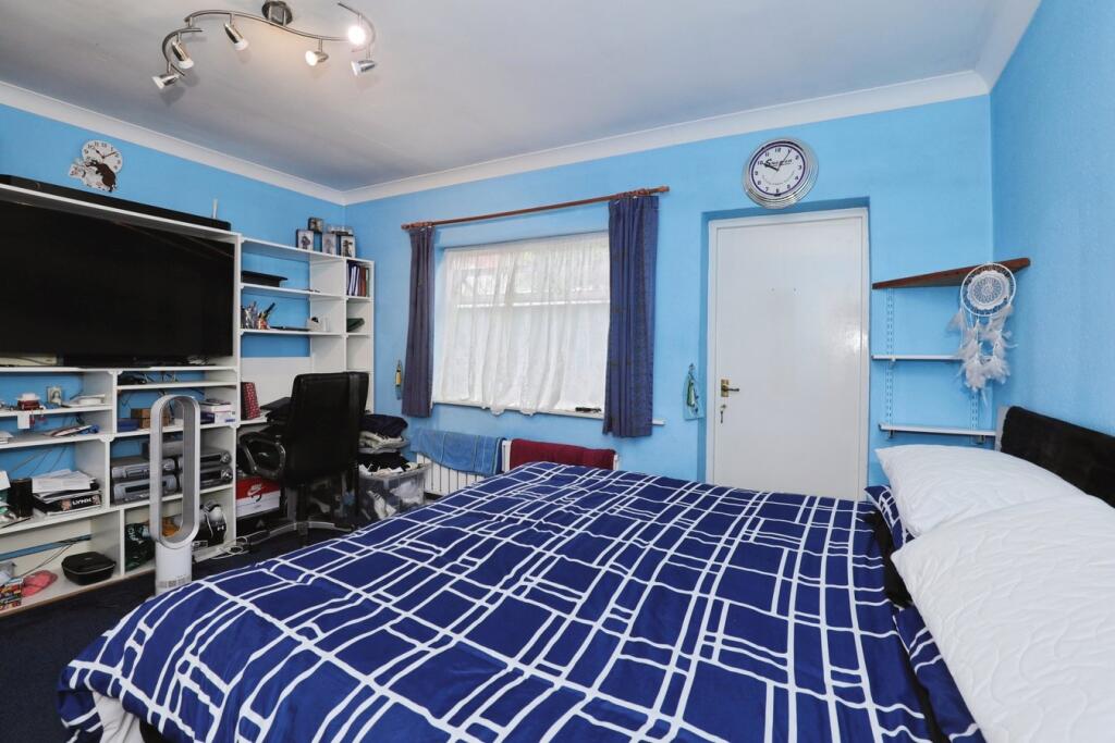 Lowfield Road, London, W3 - Image 14