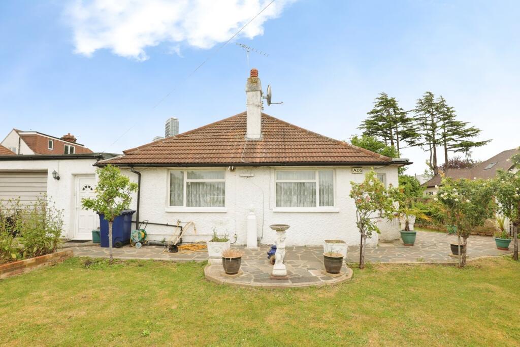 Lowfield Road, London, W3 - Image 29