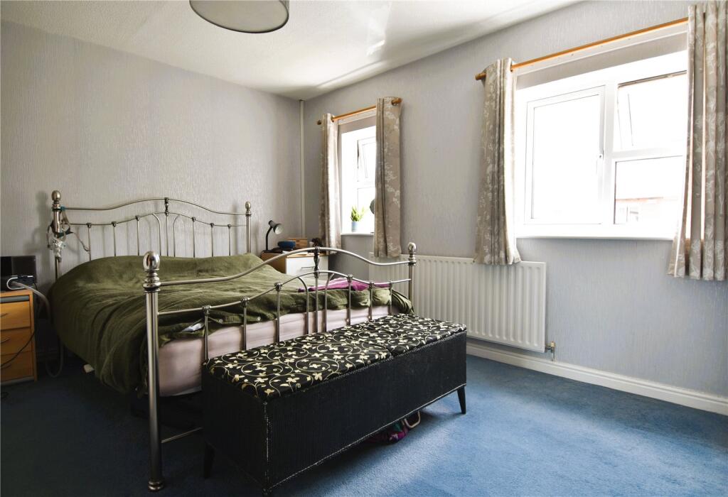 Wharfedale Crescent, Droitwich, Worcestershire, WR9 - Image 7