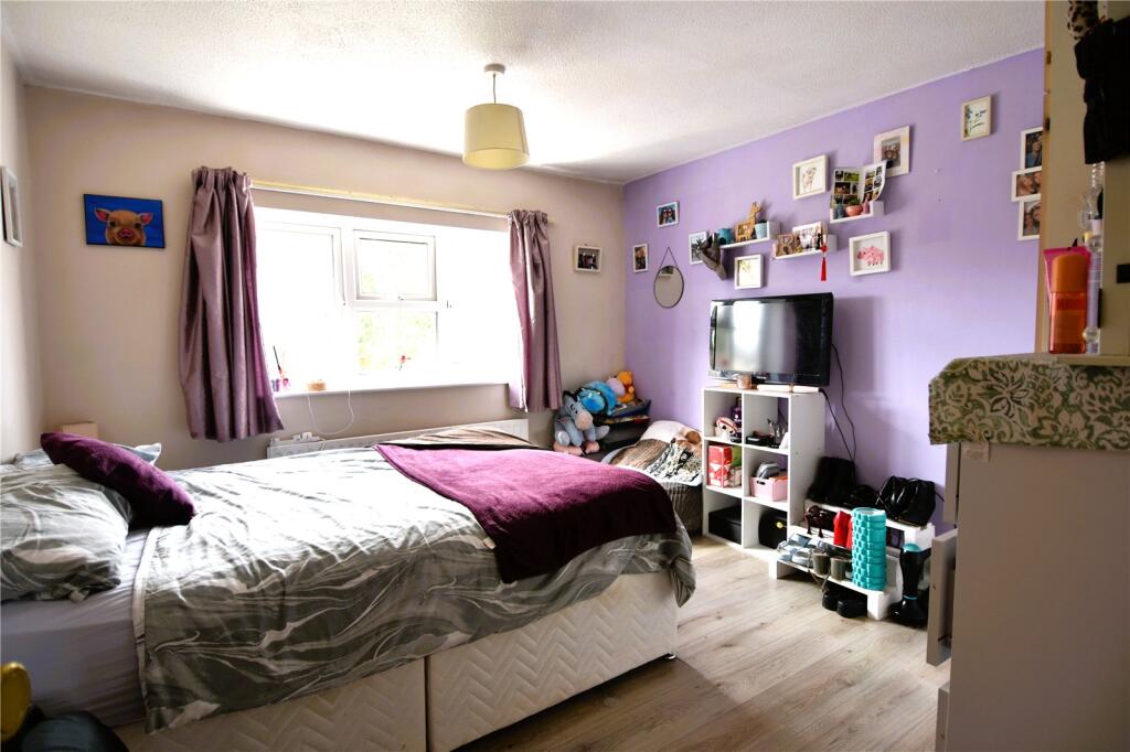 Wharfedale Crescent, Droitwich, Worcestershire, WR9 - Image 8