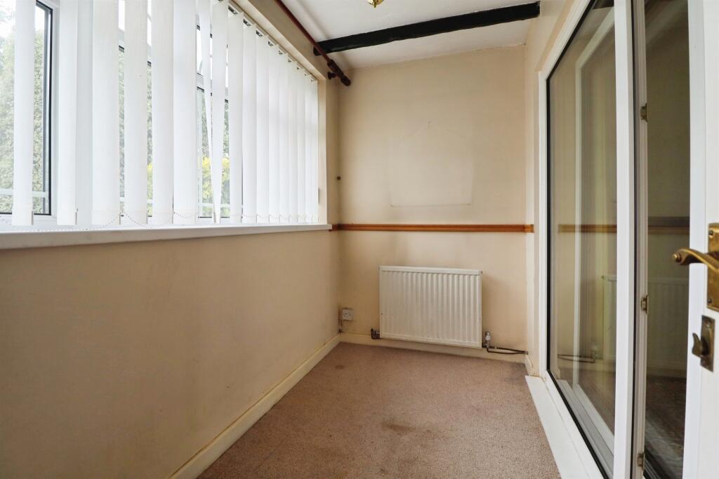 Glen Mavis Way, Barry - Image 10