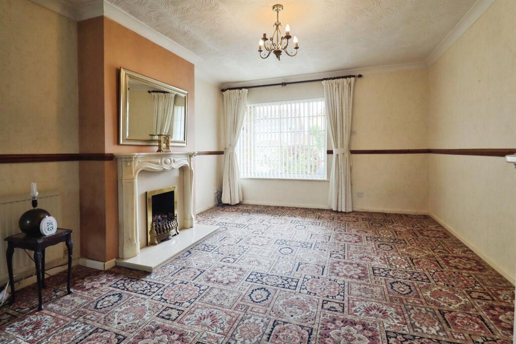 Glen Mavis Way, Barry - Image 3
