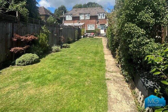 Woodhouse Road, London, N12 - Image 5