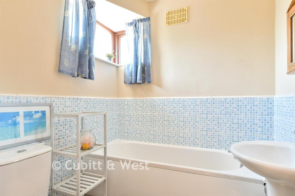 Eskbank Avenue, Brighton, East Sussex - Image 8