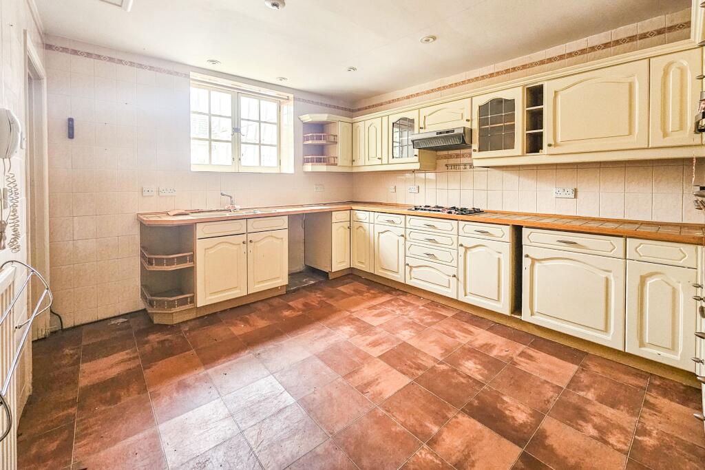 2 Union Terrace, Barnstaple, Devon, EX32 9AB - Image 7
