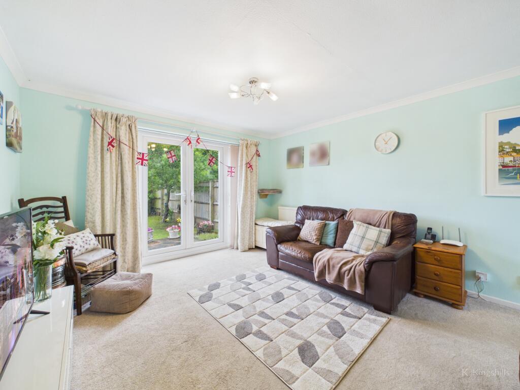 Hill Farm Way, Hazlemere, High Wycombe, Buckinghamshire, HP15 7SY - Image 4