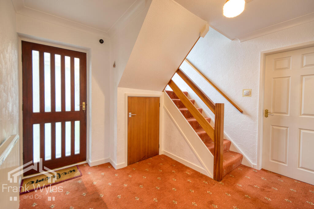 Hall Park Drive, Lytham - Image 14