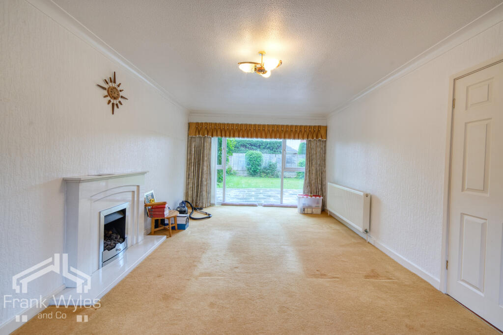 Hall Park Drive, Lytham - Image 15
