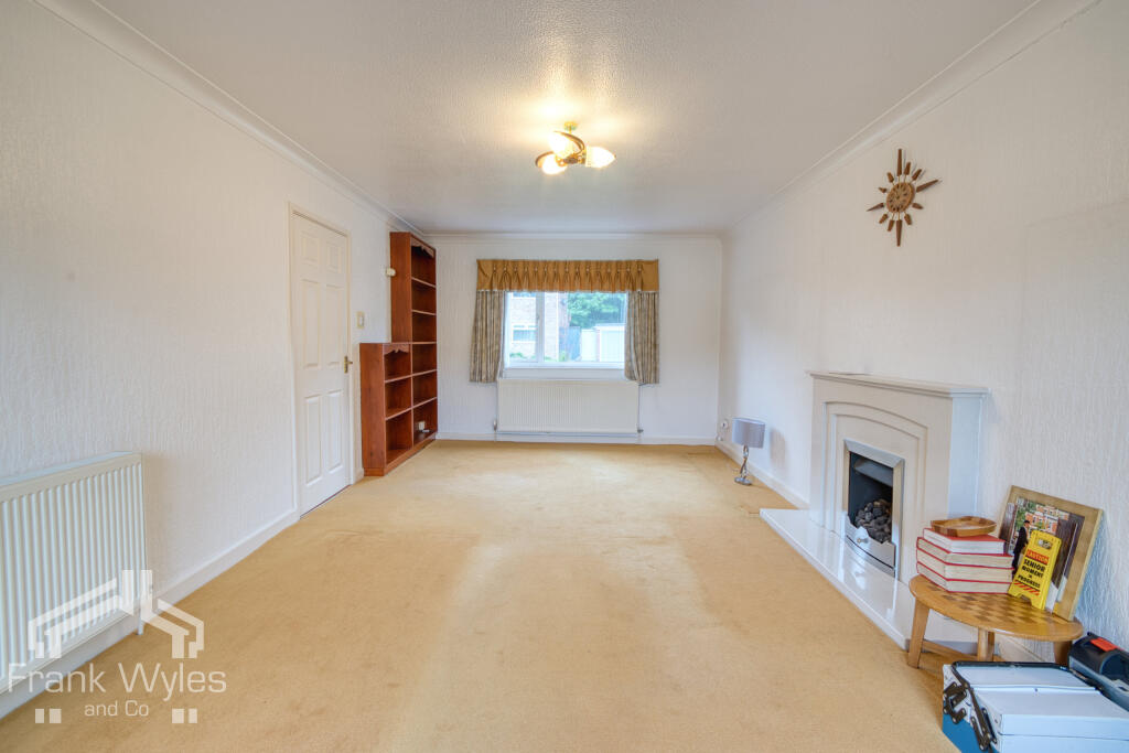 Hall Park Drive, Lytham - Image 16