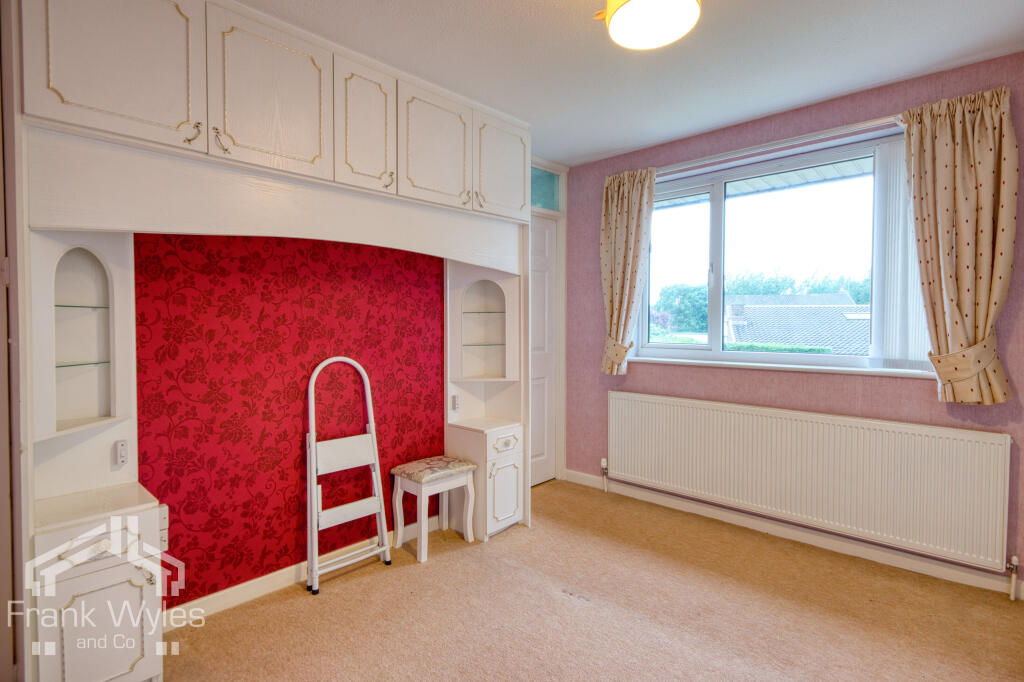 Hall Park Drive, Lytham - Image 20