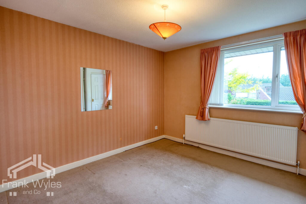 Hall Park Drive, Lytham - Image 21