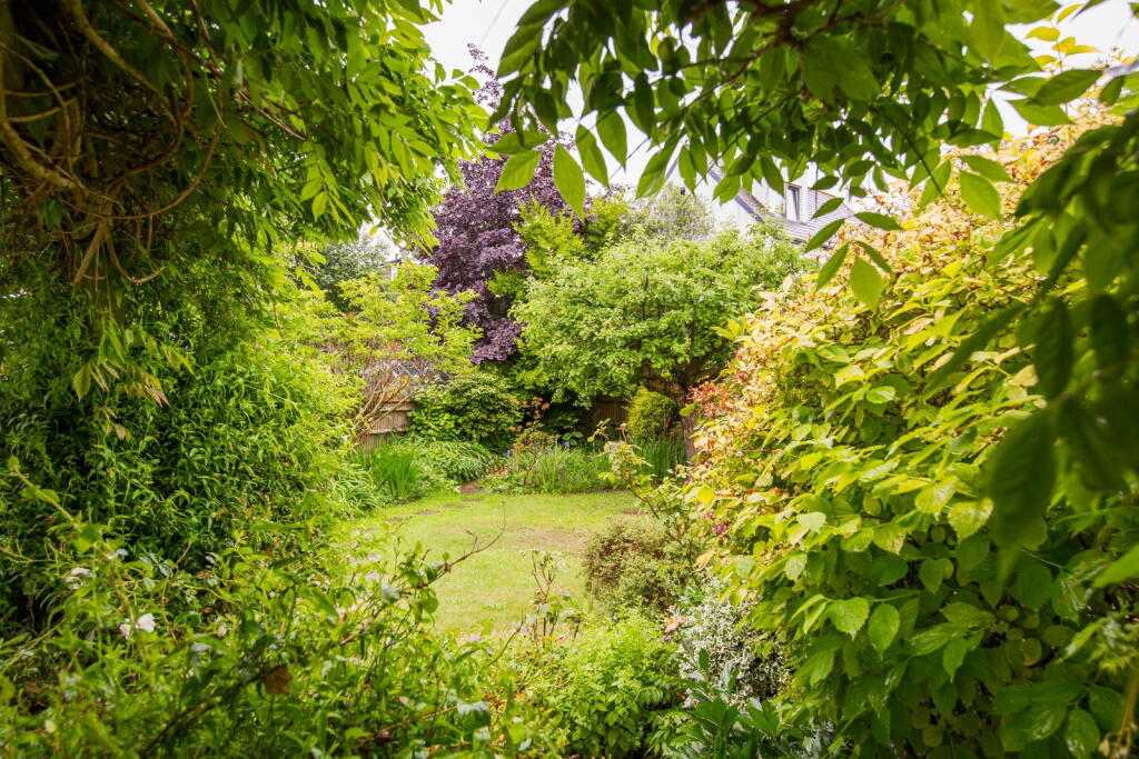 St. Johns Road, Tunbridge Wells - Image 18