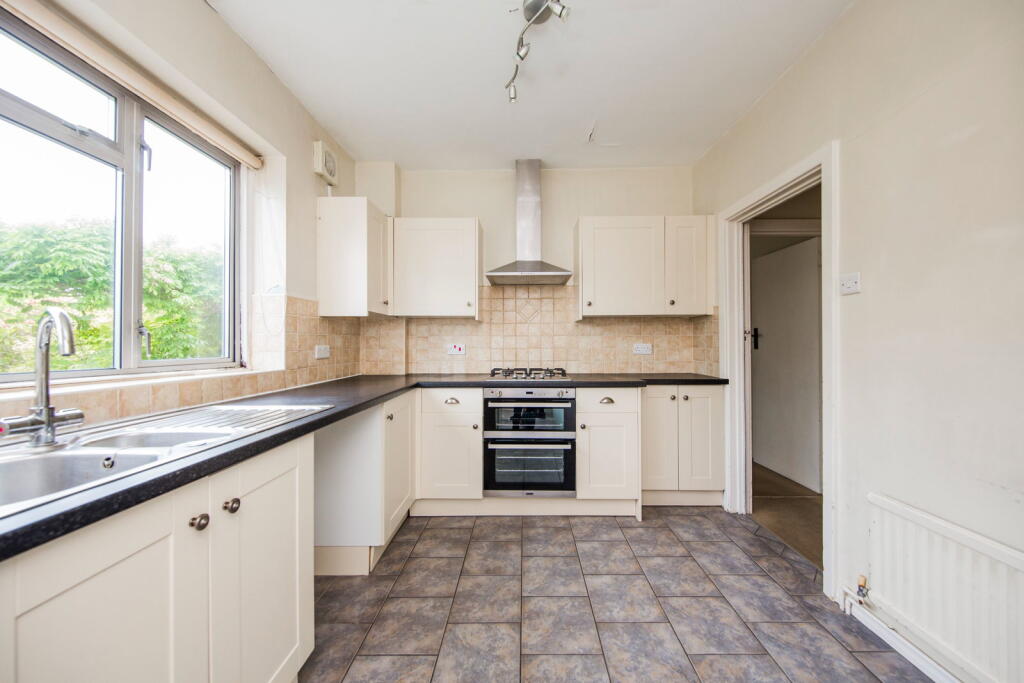 St. Johns Road, Tunbridge Wells - Image 2