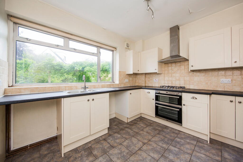 St. Johns Road, Tunbridge Wells - Image 21