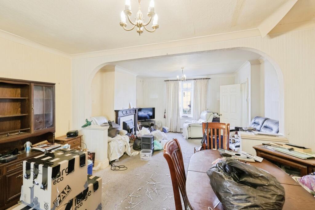 Chester Avenue, Harpole, Northampton, Northamptonshire, NN7 - Image 11