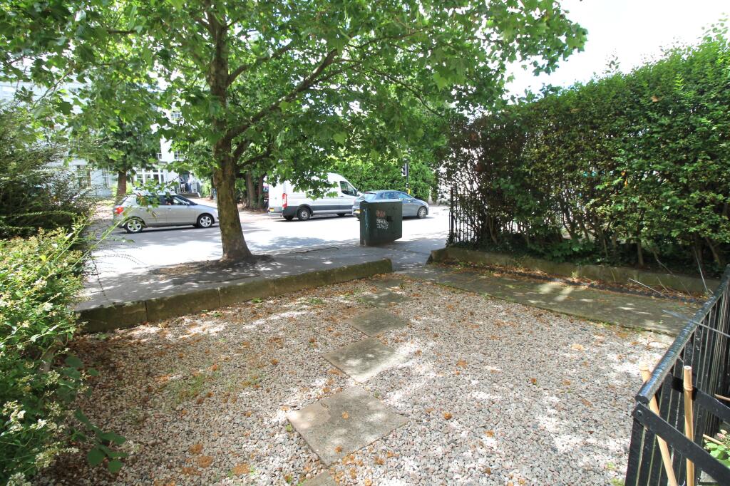 8 London Road, Cheltenham, GL52 - Image 7