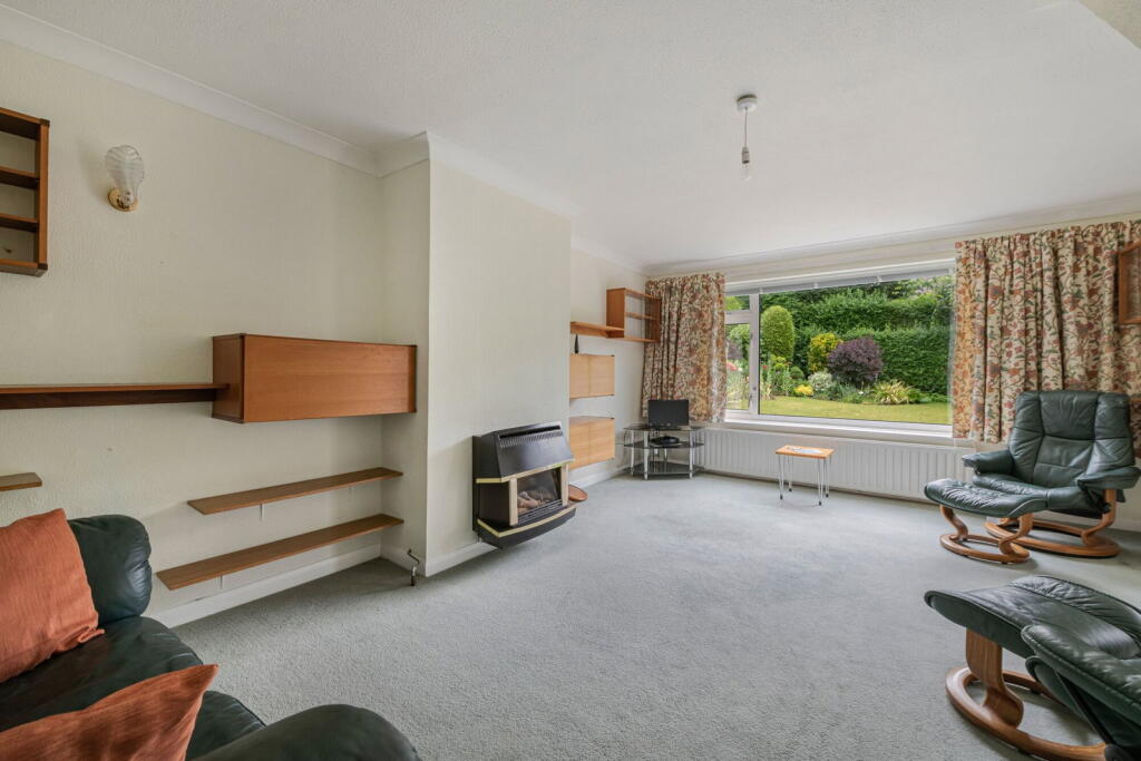 Burwood Close, Merrow, GU1 - Image 2