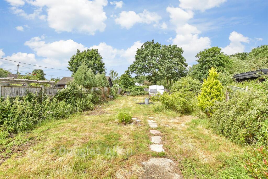 Branksome Avenue, Wickford, Essex - Image 2