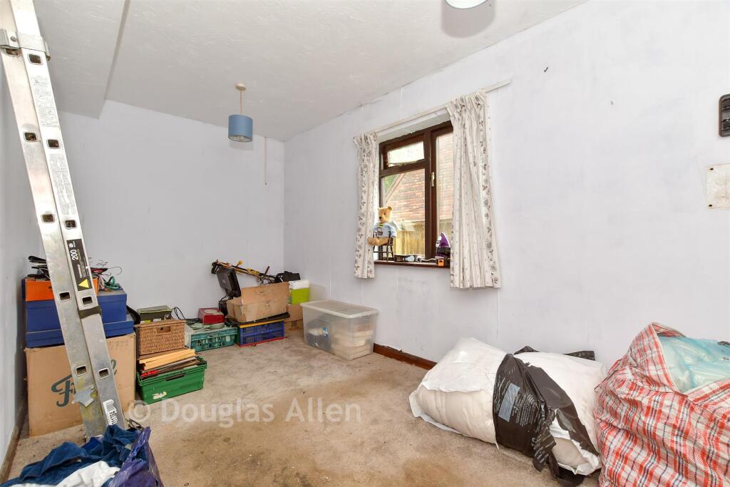 Branksome Avenue, Wickford, Essex - Image 7