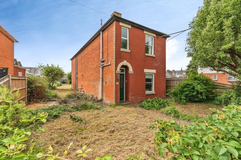 View property at Downs Park Avenue, Totton, Southampton, Hampshire, SO40