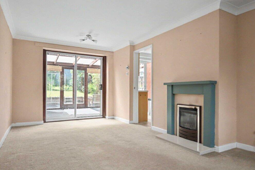 Fox Road, Lower Bourne, Farnham, Surrey, GU10 - Image 4