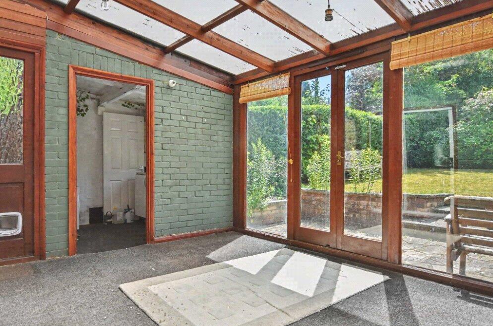Fox Road, Lower Bourne, Farnham, Surrey, GU10 - Image 6