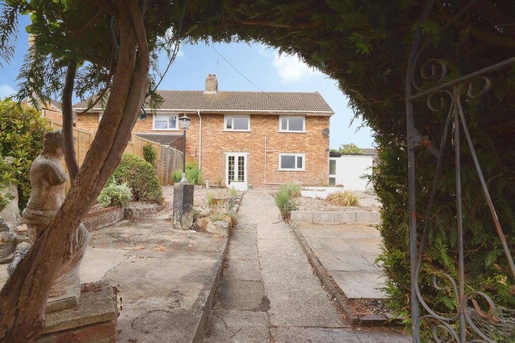 Anne Crescent, Durrington, Salisbury - Image 30