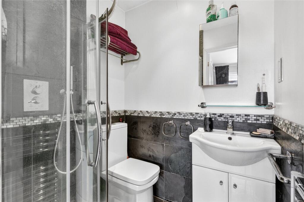 Cedar Drive, Sunningdale, Berkshire, SL5 - Image 10