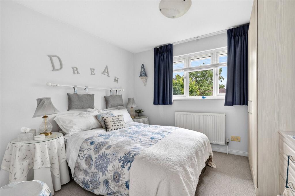 Cedar Drive, Sunningdale, Berkshire, SL5 - Image 11