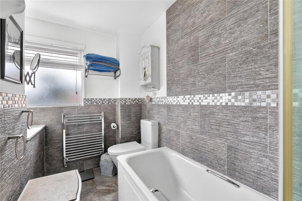 Cedar Drive, Sunningdale, Berkshire, SL5 - Image 12