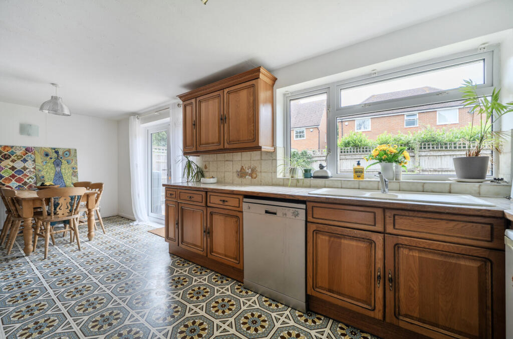 Bramshill Close, Arborfield, Reading, Berkshire, RG2 - Image 7