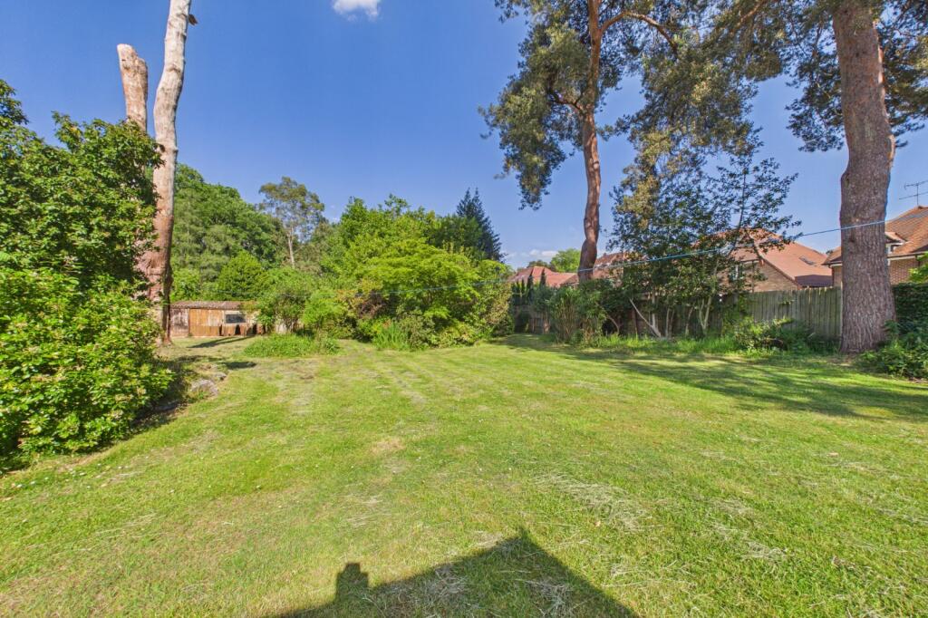 Sandhurst Road, Finchampstead, Wokingham, Berkshire, RG40 - Image 3