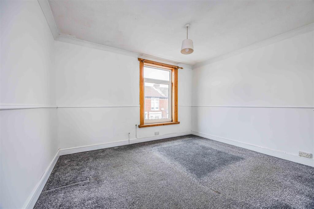 Farlington Road, Portsmouth - Image 5