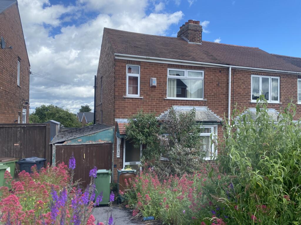 View property at 4 Ashforth Avenue, Heanor, Derbyshire DE75 7NH