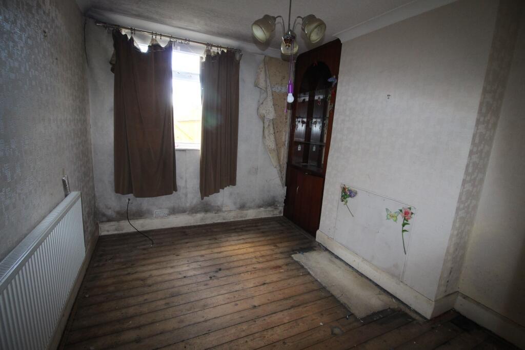 4 Ashforth Avenue, Heanor, Derbyshire DE75 7NH - Image 4