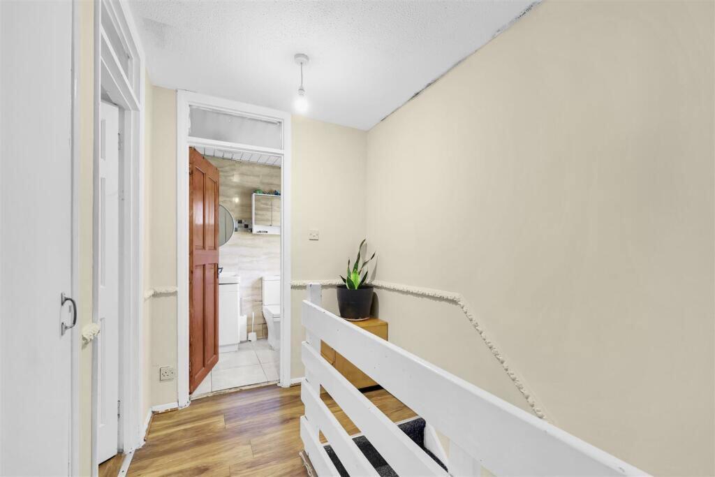 Sheerwater Road, Beckton, London, E16 3SU - Image 13