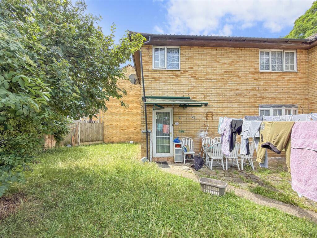 Sheerwater Road, Beckton, London, E16 3SU - Image 15