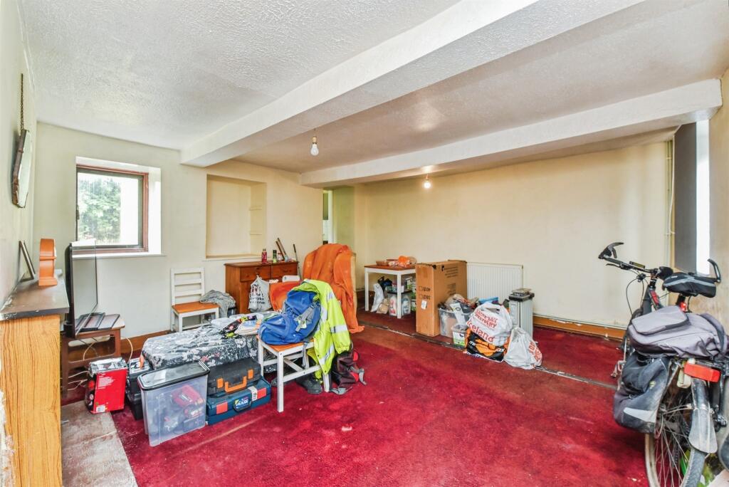 Silver Street, Dilton Marsh, Westbury - Image 3