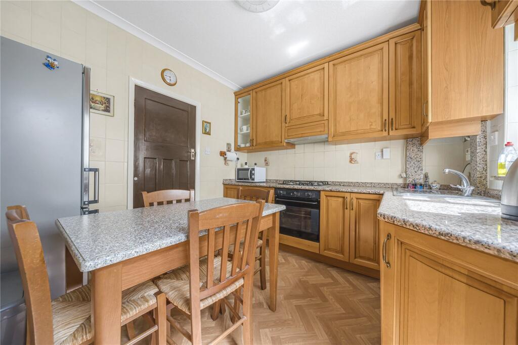 Cottimore Lane, Walton-On-Thames, KT12 - Image 12